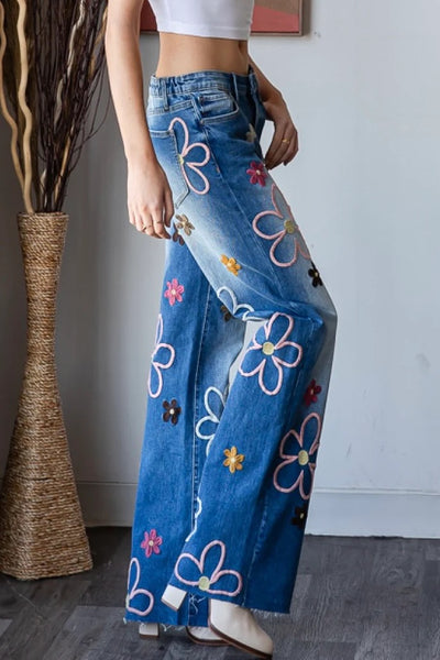Denim Jeans w/Multicolour Embroidered Flowers
