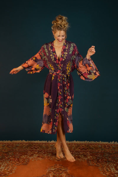 Trailing Wisteria Kimono Gown - Amethyst
